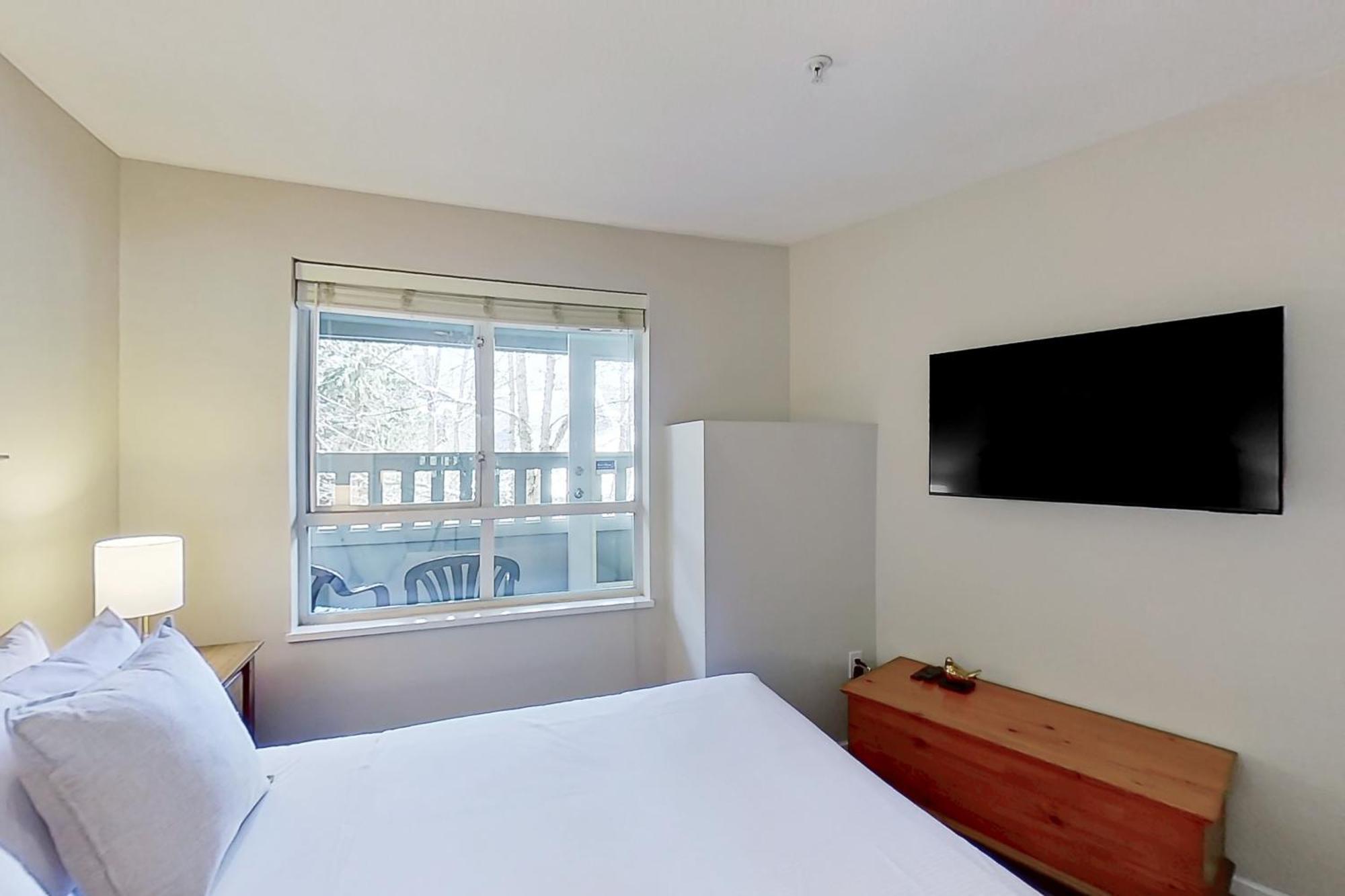 Town Plaza Suites Whistler Habitación foto